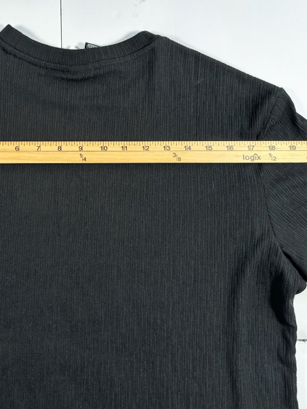 H&M Men's Medium Ribbed Knit Loose Fit Coupe Ample Solid Black T-Shirt NWT - Picture 9 of 16